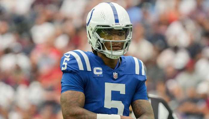 Colts quarterback Anthony Richardson awaits a snap.